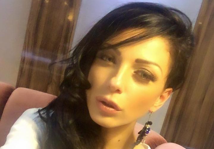 Емануела бързо забрави Митко Динев, задява се с футболист (СНИМКА)