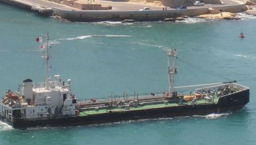 Размина се: Българските моряци в Либия се прибраха