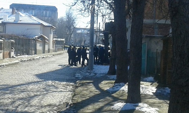 Извънредно! В атакувания инкасо автомобил е имало над 140 бона