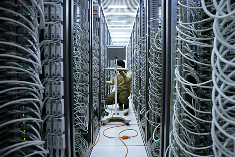 Русия ще създаде собствен „Интернет“ за отбранителната промишленост