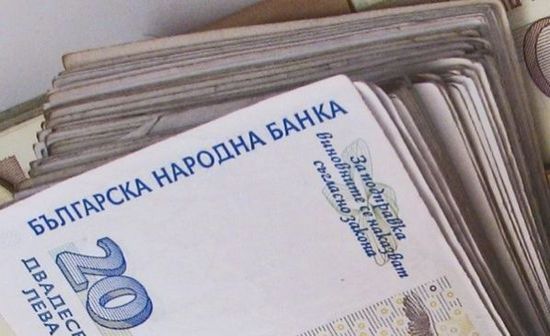 Старец „подпомогна” с 21 бона борбата на полицията с ало измамите 