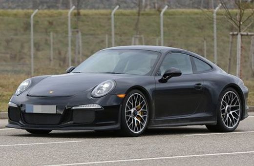 Porsche пуска само 600 бройки от обновеното 911 R (СНИМКИ)