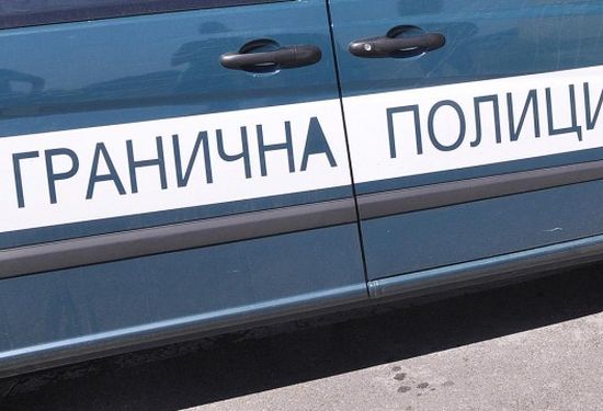 Софиянец опита да прекара млад турчин през границата, спипаха го на Дунав мост 
