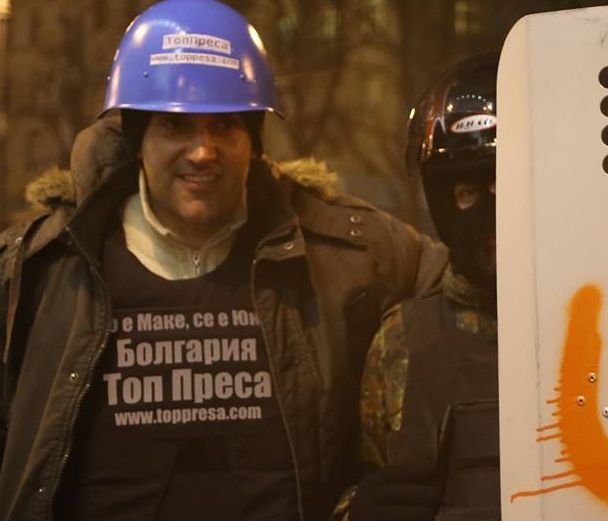 Ексклузивно! Първи кадри от минометния обстрел по журналисти в Латакия (ВИДЕО)