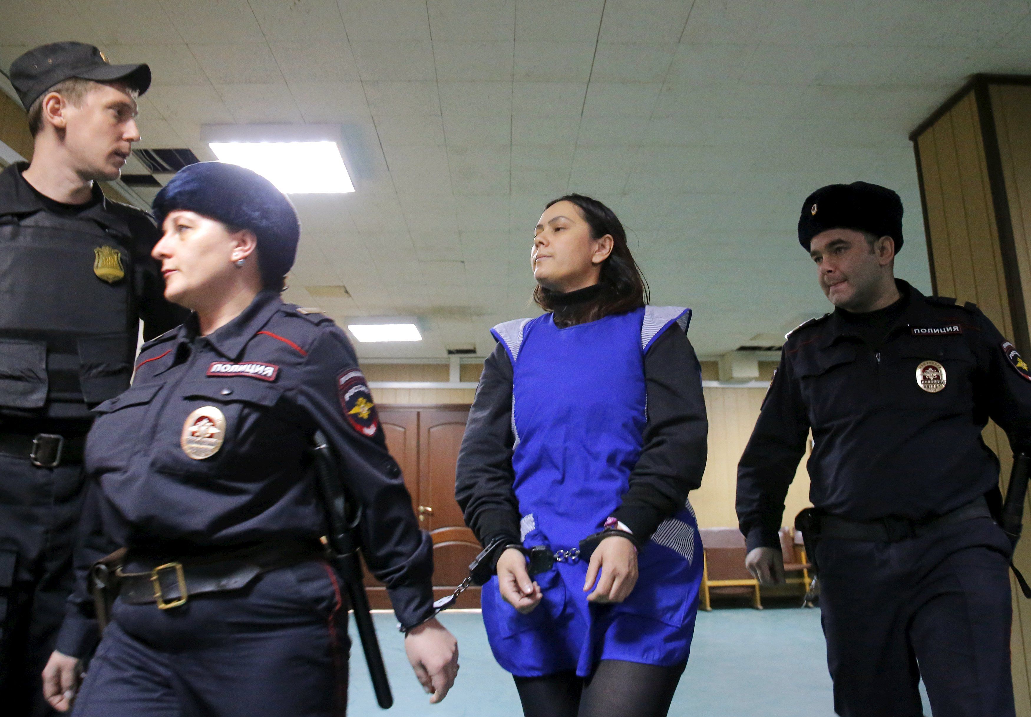 Синът на кървавата бавачка бил вербуван от терористи  