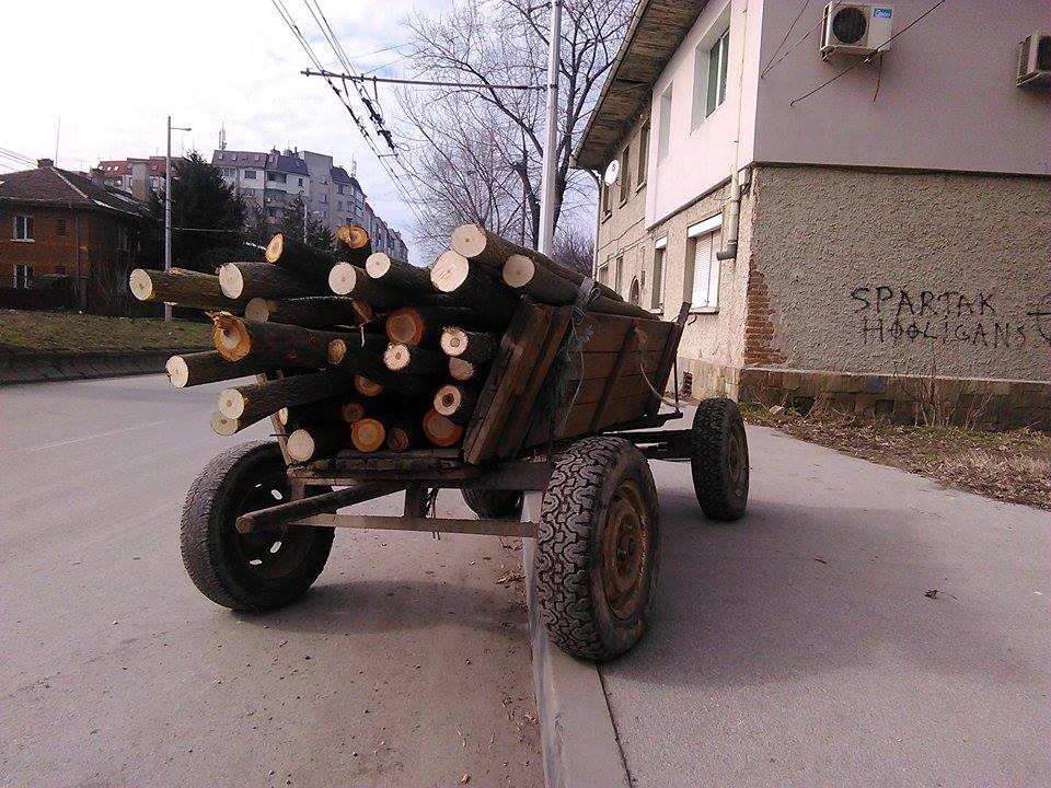 Мургави апаши обраха полицията в Симеоновград