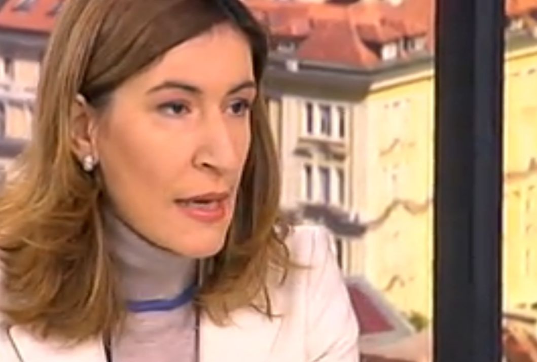 Ангелкова: Това ще е най-добрият туристически сезон в сравнение с последните 10 години