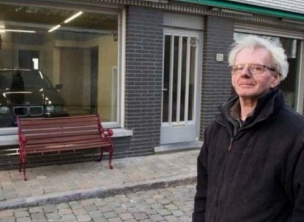 Забраниха му да направи гаражна врата, но той взе нещата в свои ръце (СНИМКИ)