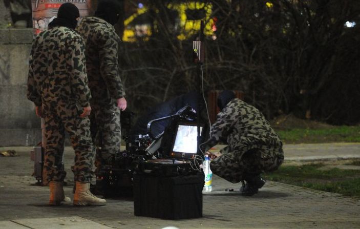 Първо в БЛИЦ: Сигнал за бомба шашна по тъмно софиянци 