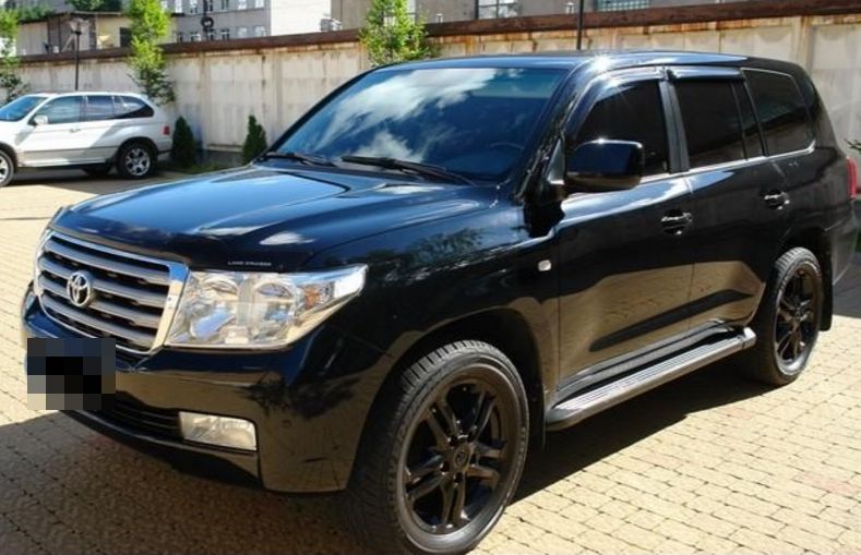 Автоджамбазите се развихриха! Свиха всъдеход за 120 бона до дома на Стоичков