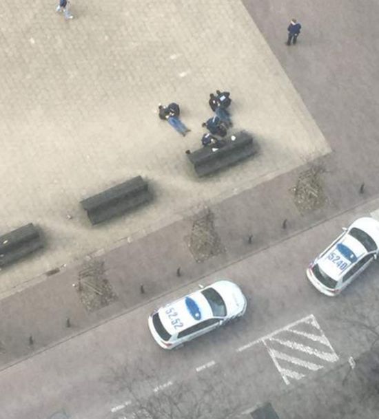 Първи арести в Брюксел! Спипаха двама подозрителни мъже до станция "Север" (НА ЖИВО)
