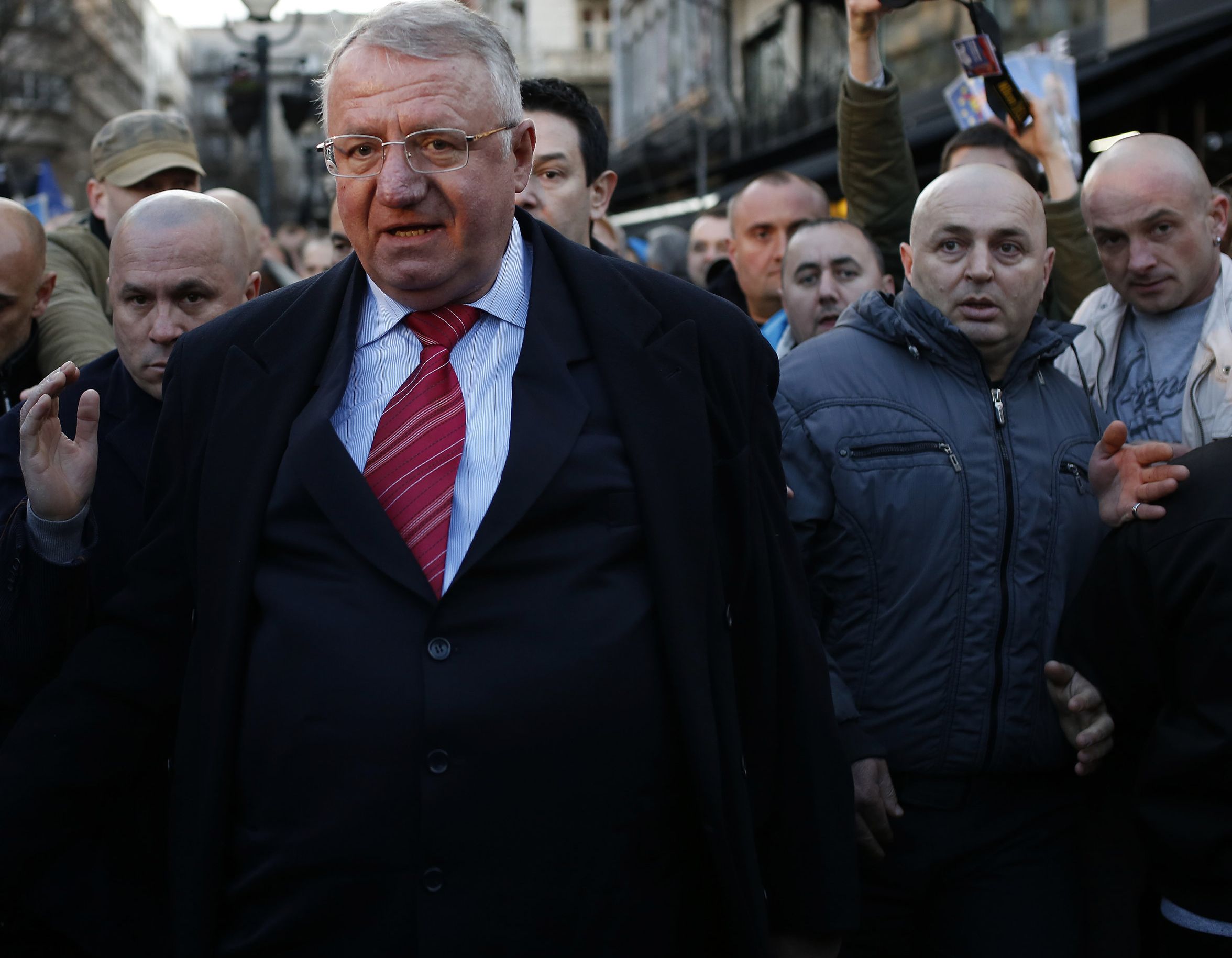 След Караджич: Решава се съдбата на Воислав Шешел