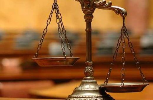 Погват още замесени в корупционния скандал в ДАИ