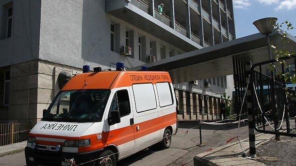 Първо в БЛИЦ: Пребиха зверски 58-годишен в квартал „Бели брези”