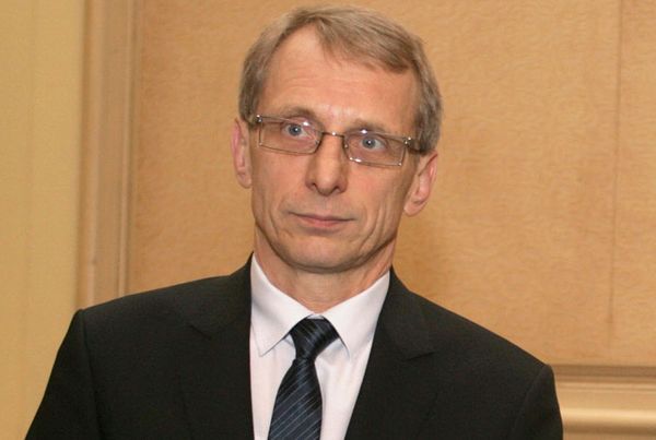 Проф. Денков с важна информация за родители и деца