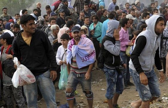 Така смятат българите: Бежанците са заплаха за националната сигурност