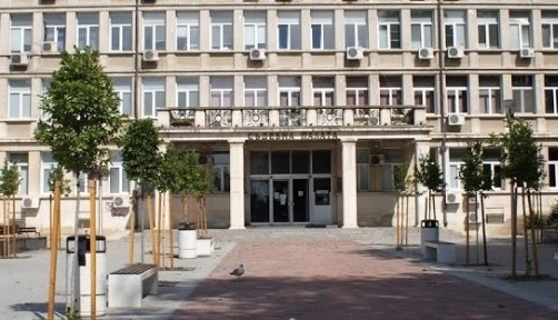 Извънредно в БЛИЦ! Паника и евакуация в съдилищата във Варна