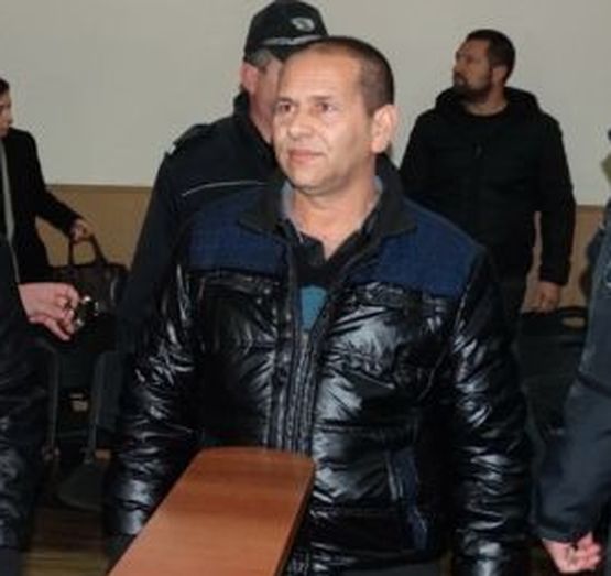 Лют скандал на делото за убийството на Рогача! 