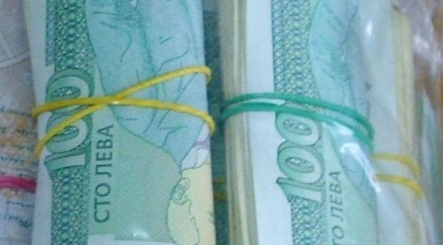 Вместо добро утро: Замразяват минималната заплата, майчинските и детските за следващите три години 