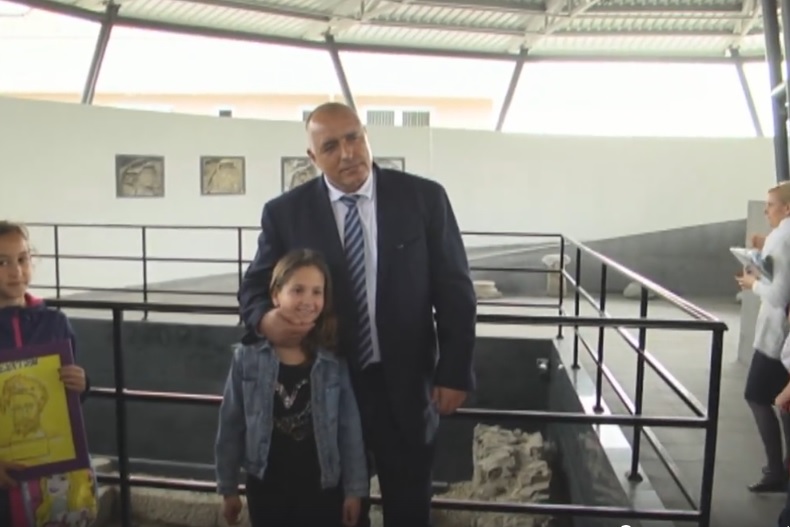 Борисов в "Деултум": Децата ще карат часове по история тук (ВИДЕО)