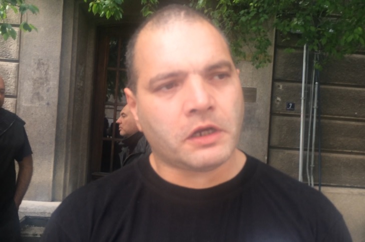 Ексклузивно в БЛИЦ: Лидерът на гражданските патрули проговори за Перата, Динко, държавата и бежанците (ВИДЕО)