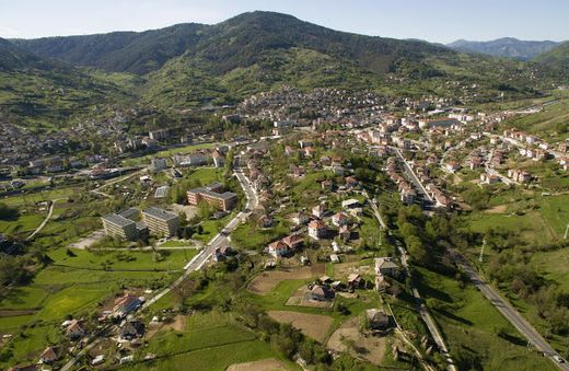 Вижте уникални кадри от Ардино, заснети с дрон (СНИМКИ)