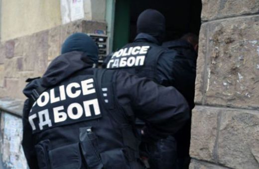 Арестите продължават! 15 са задържани при акцията на ГДБОП, били организирана престъпна група 