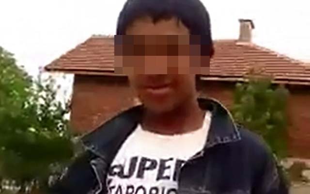 Седмокласникът Мишо: Имам 8 пръста на ръцете, 7 на краката, 2 плюс 2 прави 5… (СКАНДАЛНО ВИДЕО)