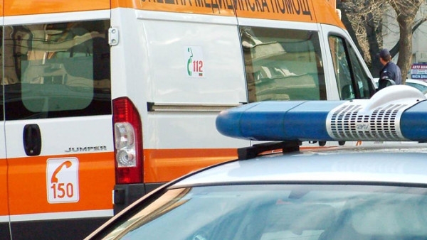 Биха мъж пред заведение в Търговище