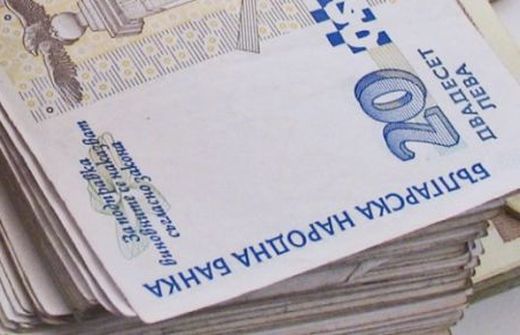 Крадците задигнали 8000 лева от взривения банкомат в село Радуил