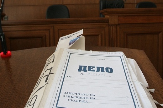 Страшният съд дойде! Вземат имущество за 240 000 лева от поп измамник