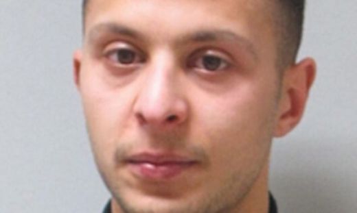 Салах Абдеслам на първи разпит в Париж