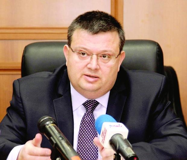 Сотир Цацаров: Междуведомствени съвети могат да борят злоупотребите с еврофондовете  