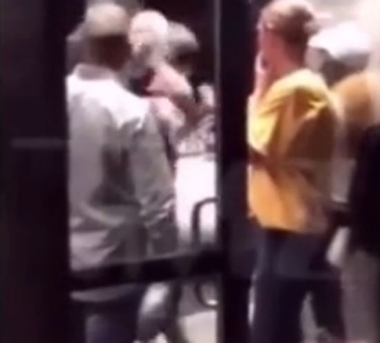 Бийбър се сби пред хотел в Кливланд (ВИДЕО)  