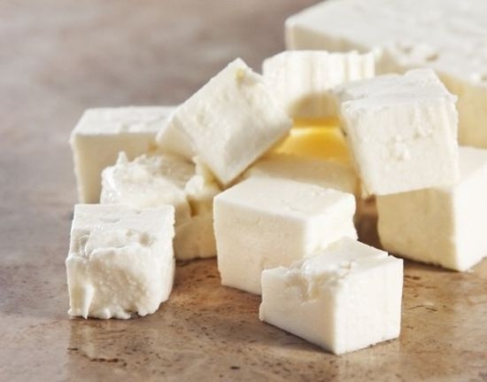 Замразени козунаци и фалшиво сирене: Наглостта на производителите няма край