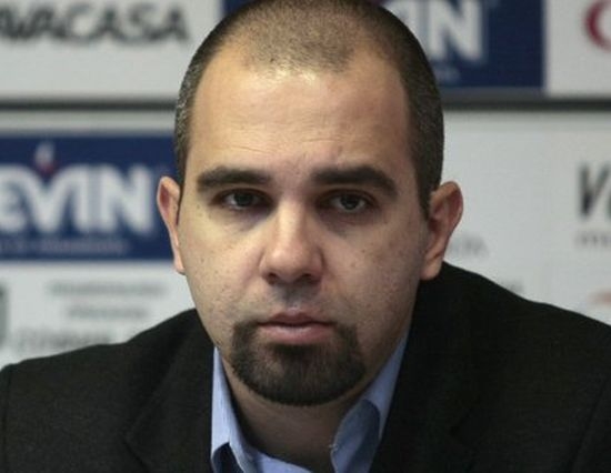 Политолог попари мераците на Лозан Панов за "Дондуков" 2