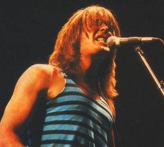 И Клиф Уилямс си тръгва от  AC/DC