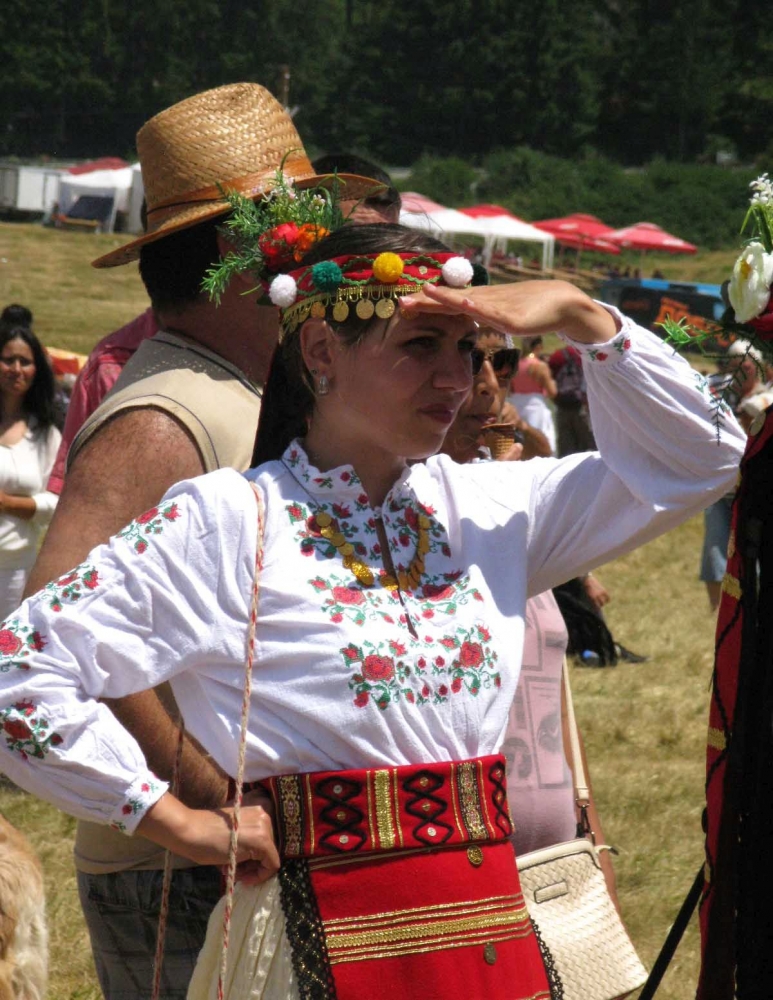 Репортаж на БЛИЦ: 200 000 души посетиха събора на Рожен (СНИМКИ)