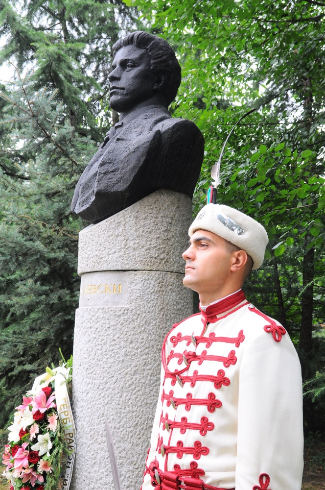 Роди се потомък на Васил Левски 