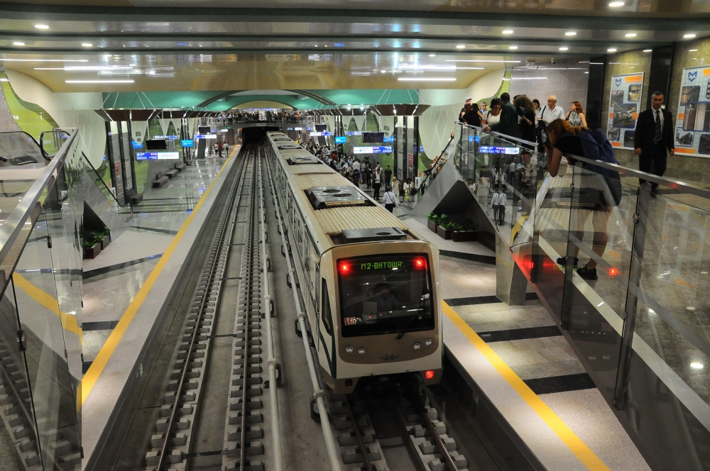 Метрото отчете лек спад в пътникопотока 