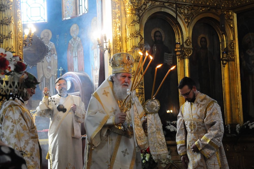 Патриарх Неофит ще отслужи празнична литургия за...