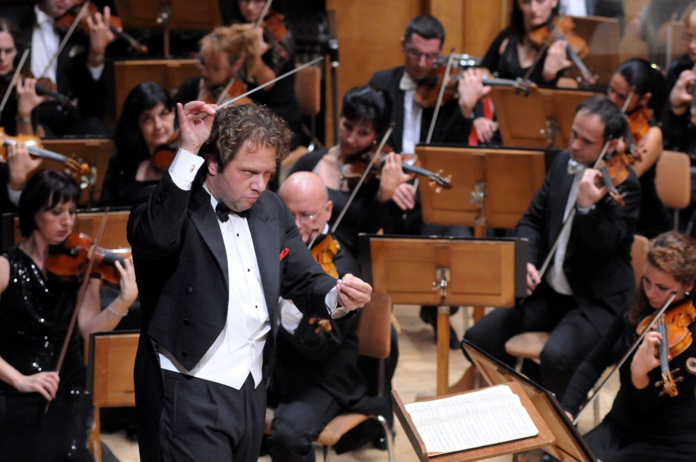 Най-успелият български диригент Мартин Пантелеев пред "ШОУ": Отстраниха ме от Софийската филхармония с мейл!