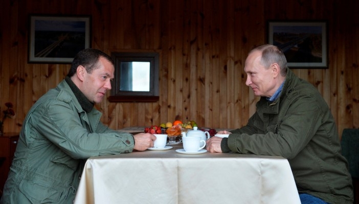Ей така почиват Путин и Медведев (СНИМКИ)