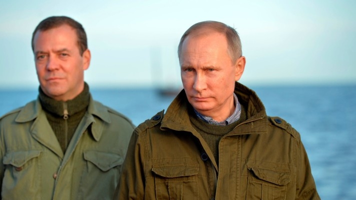 Ей така почиват Путин и Медведев (СНИМКИ)