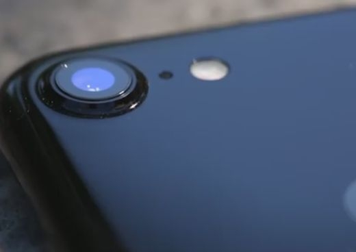 Ето колко точно струва на Apple изработката на iPhone 7 (ВИДЕО)   