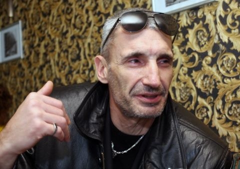 Частният детектив Маринов обясни как ни следят през камерите на лаптопи и телефони (ВИДЕО)