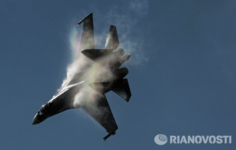 Анализатор обясни защо F-35 няма да победи Су-35 и RAF Typhoon „даже след милион години”