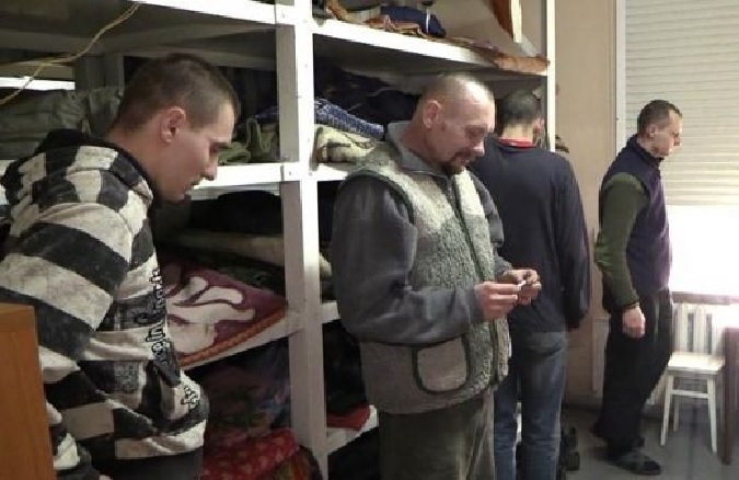 Затворниците в Украйна с право на достъп до интернет