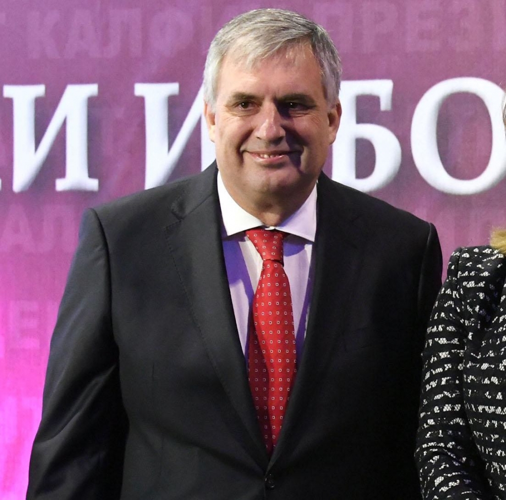 Ивайло Калфин: Срам ме е от такава външна политика!