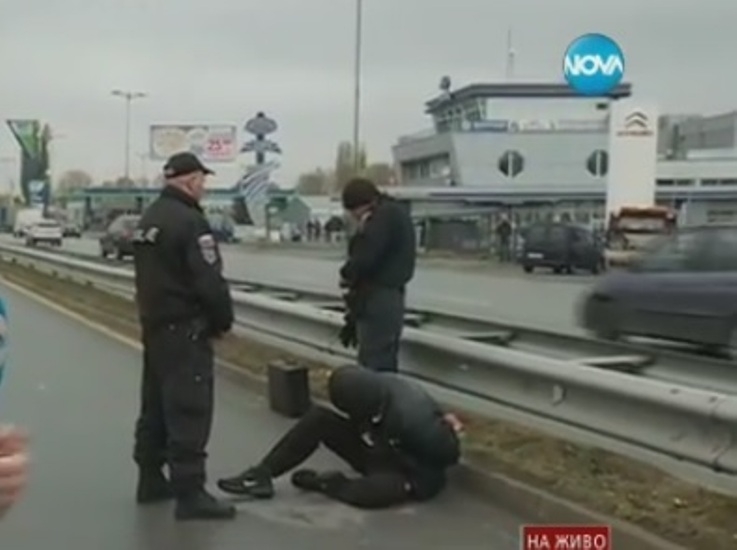 Екшън в София! Полицаи заложиха капан на автокрадец, последвалото ще ви шокира (СНИМКИ/ВИДЕО)